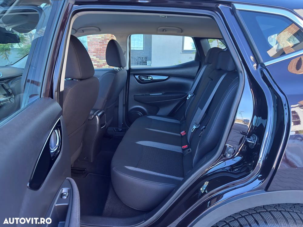 Nissan Qashqai - 11