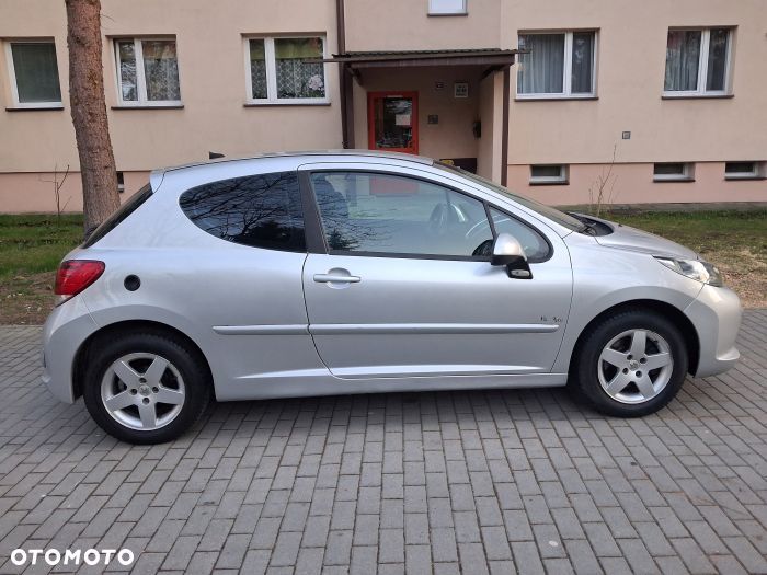 Peugeot 207 1.4 16V Trendy - 6