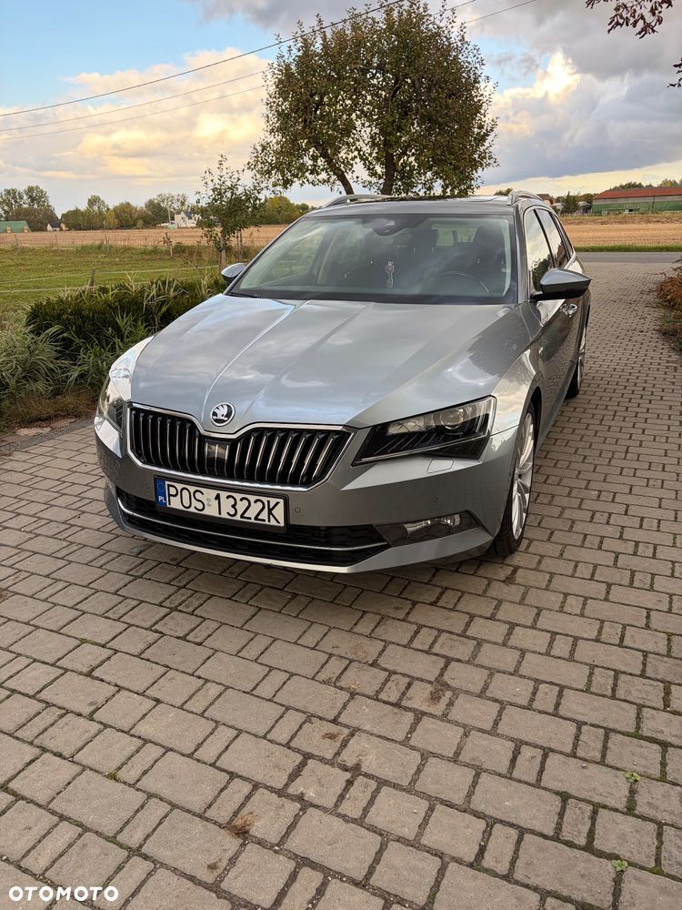 Skoda Superb 2018 photo 2
