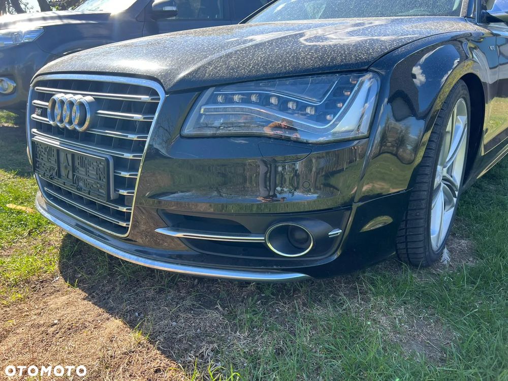 Zderzak S8 D4 przedlift - 2