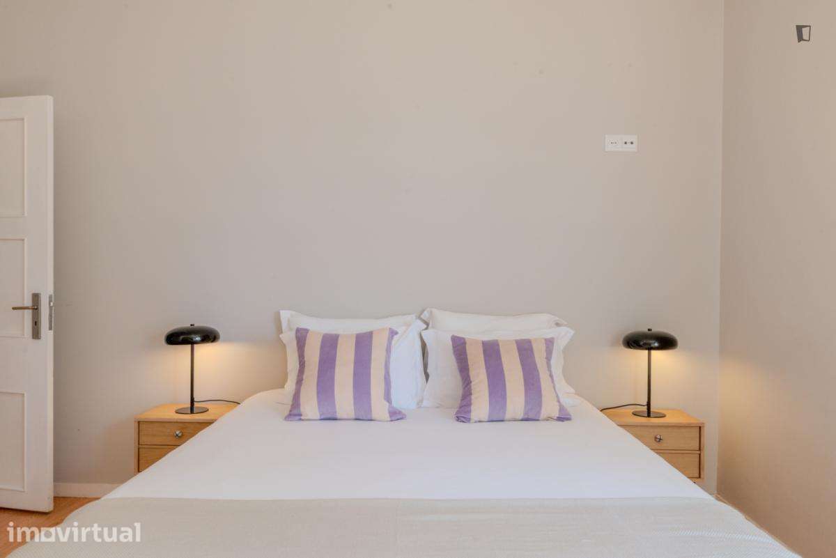 Apartamento com 3 quartos - localizado em Ramalde Porto - Grande imagem: 2/60