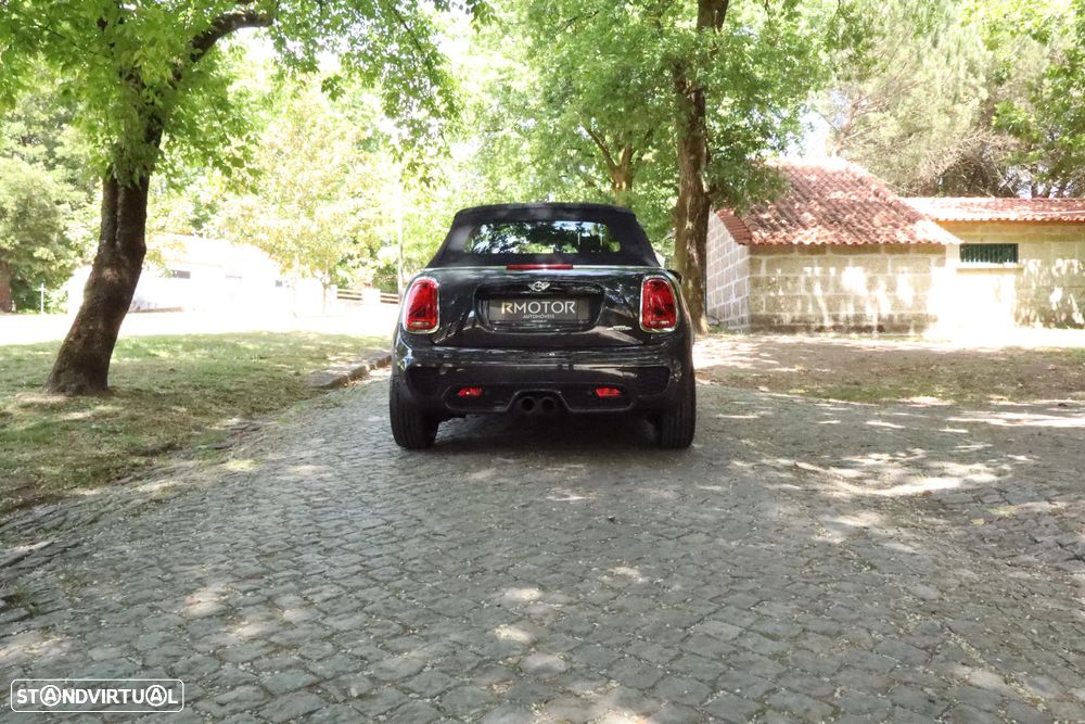 MINI Cabrio John Cooper Works - 8