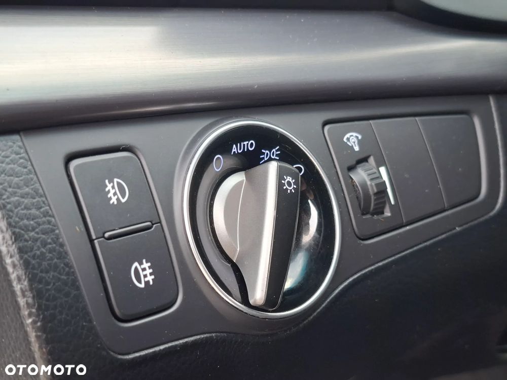 Hyundai i40 Kombi blue 1.7 CRDi Premium - 20
