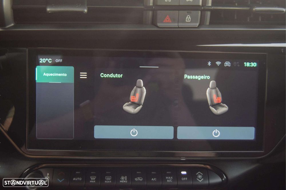 Alfa Romeo Junior 1.2 Sport Speciale eDCT6 - 26