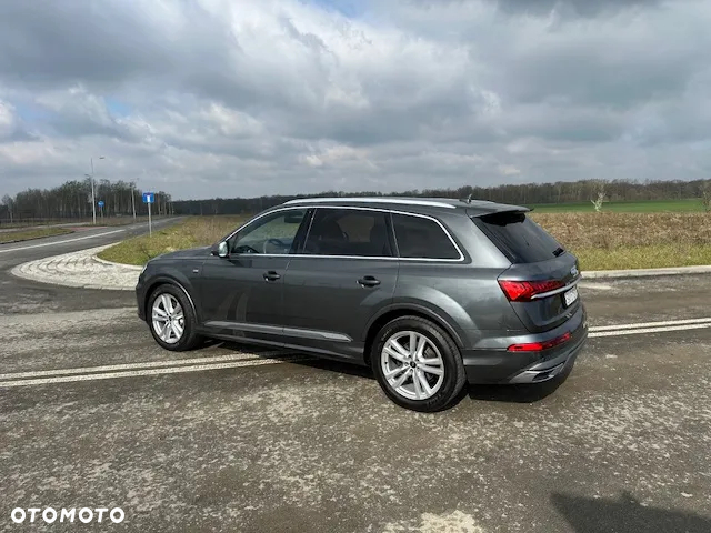 Audi Q7 - 6