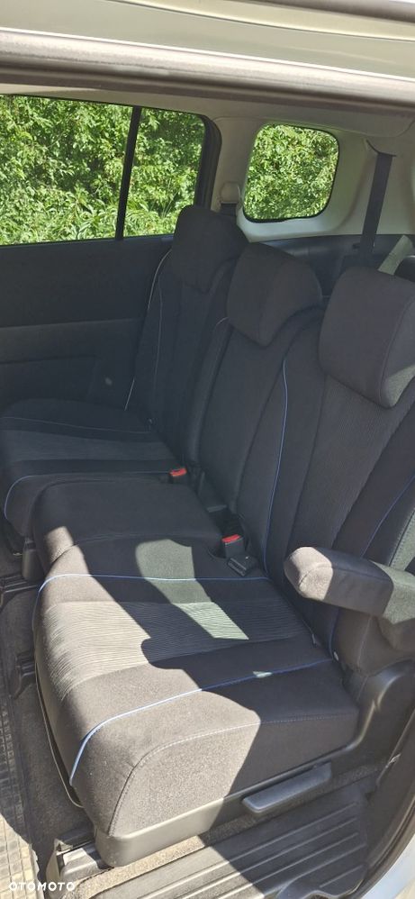 Mazda 5 - 7