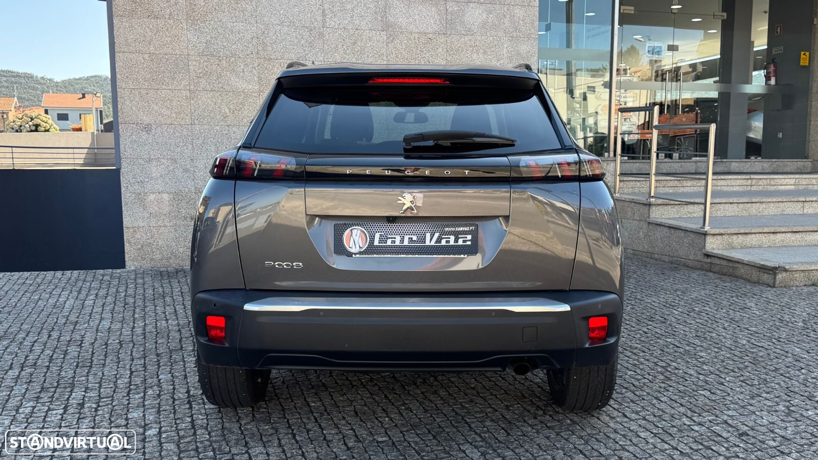 Peugeot 2008 1.2 PureTech Allure Pack - 4
