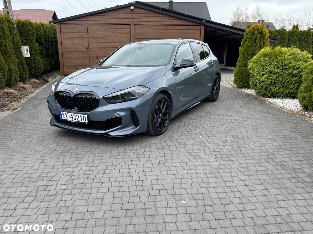 BMW 1M - 8
