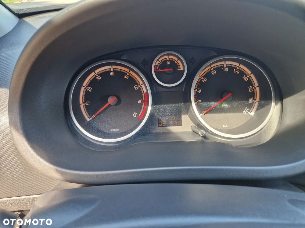 Opel Corsa - 16