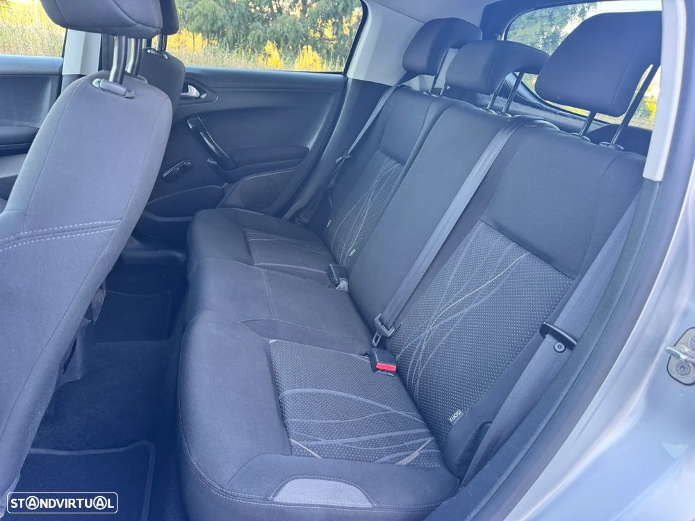 Peugeot 208 1.4 HDi Active - 21