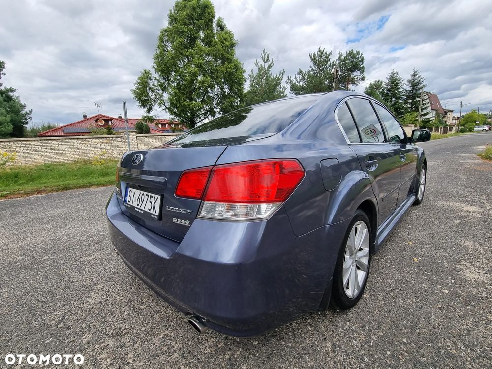 Subaru Legacy - 2