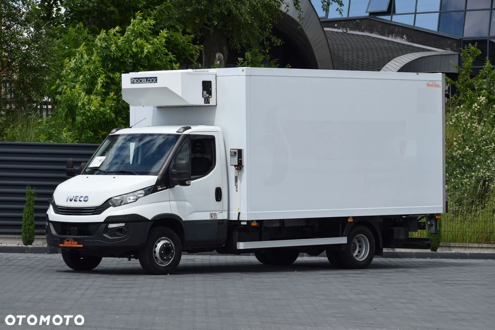 Iveco DAILY 70C18 / 3.0 - 180 KM / AUTOMAT HI-MATIC / 3 OSOBY / CHŁODNIA - MROŹNIA 4,55 M / FRIGOBLOCK / WINDA SORENSEN / KLIMA / TEMPOMAT / KAMERA COFANIA / REGULOWANE ZAWIESZENIE / SERWISOWANY / SPROWADZONY Z NIEMIEC - 1