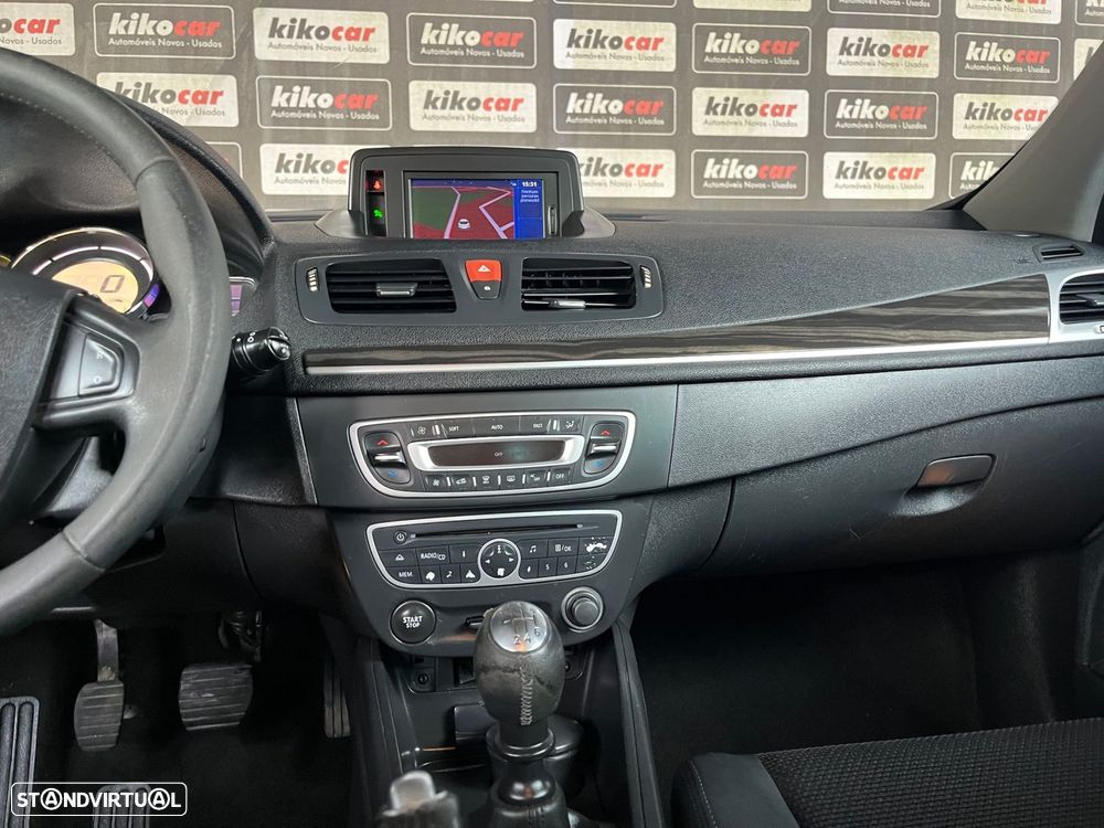 Renault Mégane Sport Tourer 1.5 dCi Comfort SS - 23