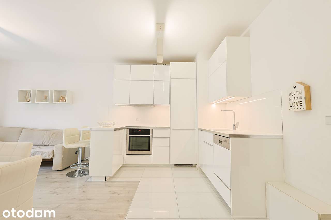 2 pokoje | 40,69 m2 | balkon | widok na park | Oporów, ul. Awicenny