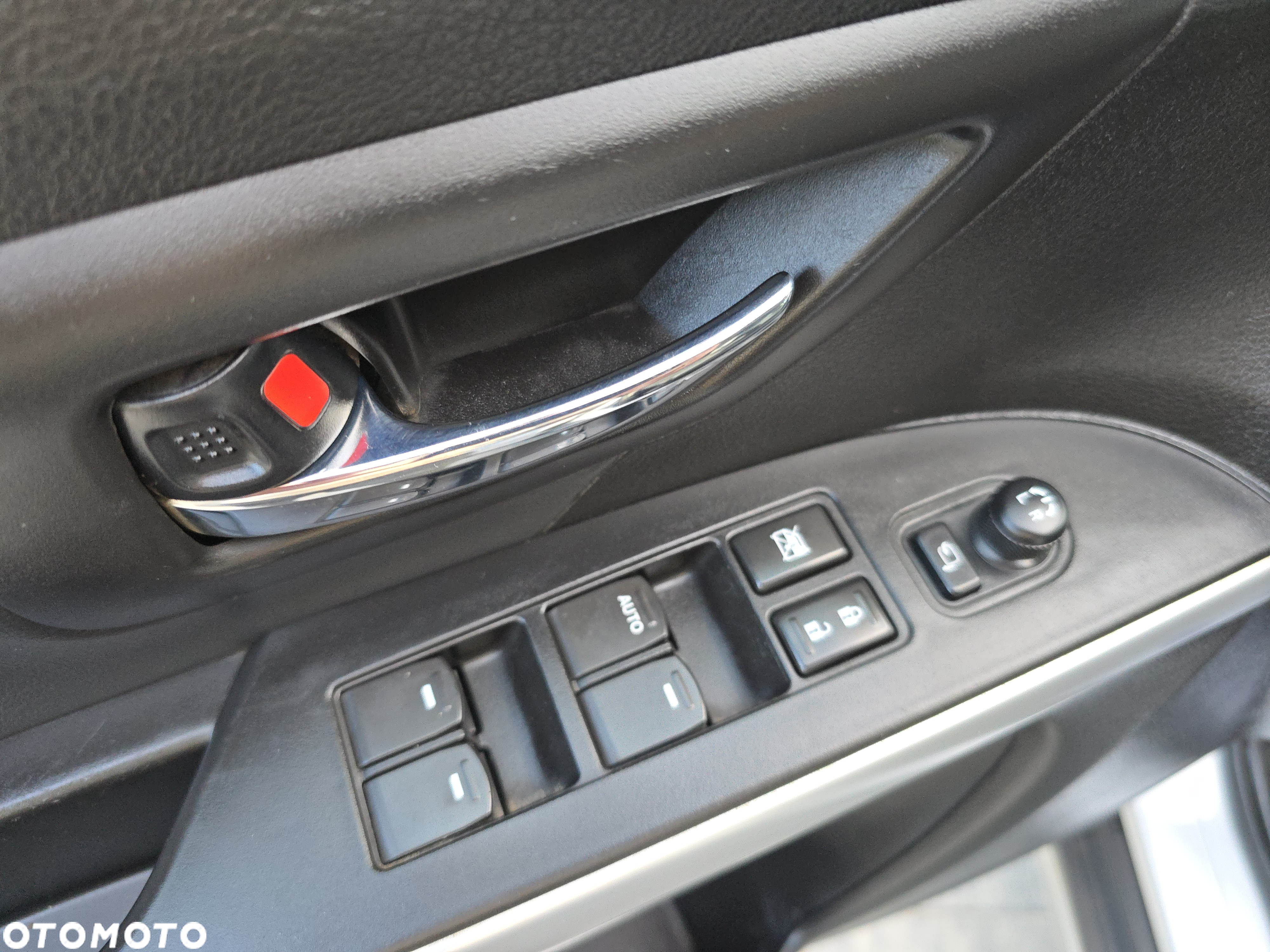 Suzuki SX4 S-Cross 1.6 Premium - 12