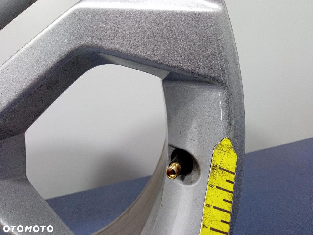 AUDI Q5 8R  FELGA  ALUMINIOWA 8JX18 ET39 5X112 80A601025BD - 6