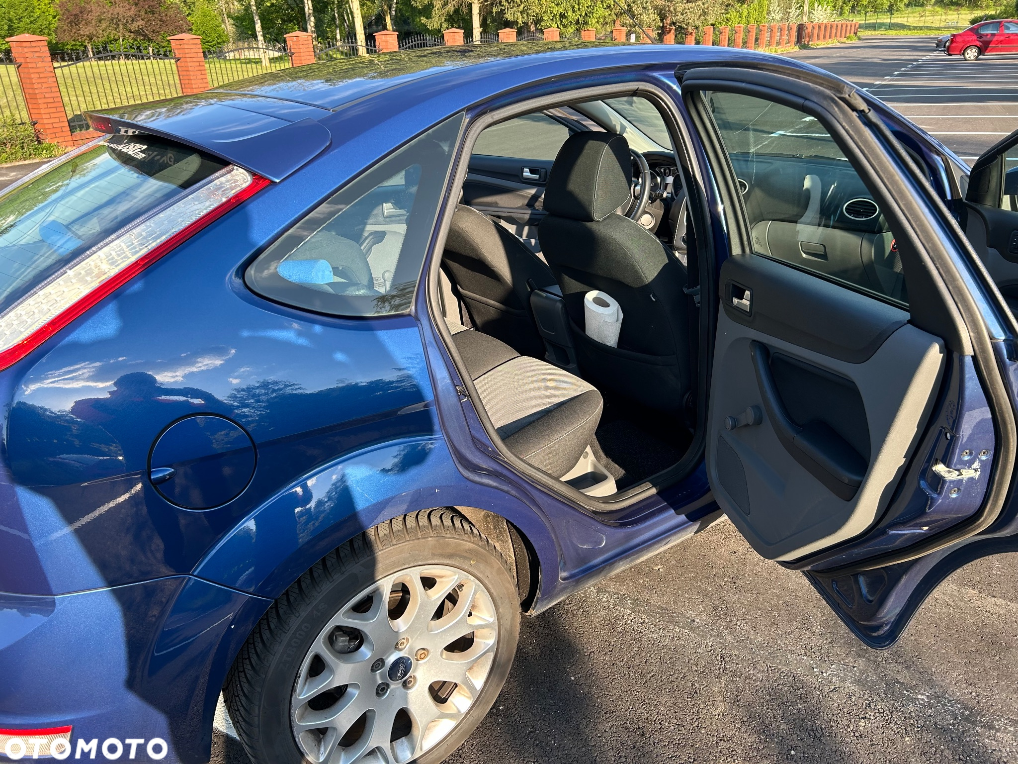 Ford Focus 1.6 16V Trend - 11
