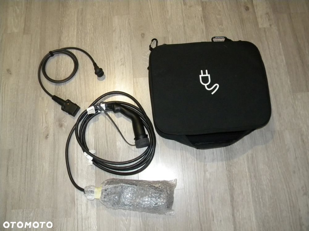 NOWA ORYGINALNA ŁADOWARKA FUTERAŁ AUDI Q4 Q5 Q6 Q7 Q8 E-TRON 2x16A FV 8V4971675AP - 4