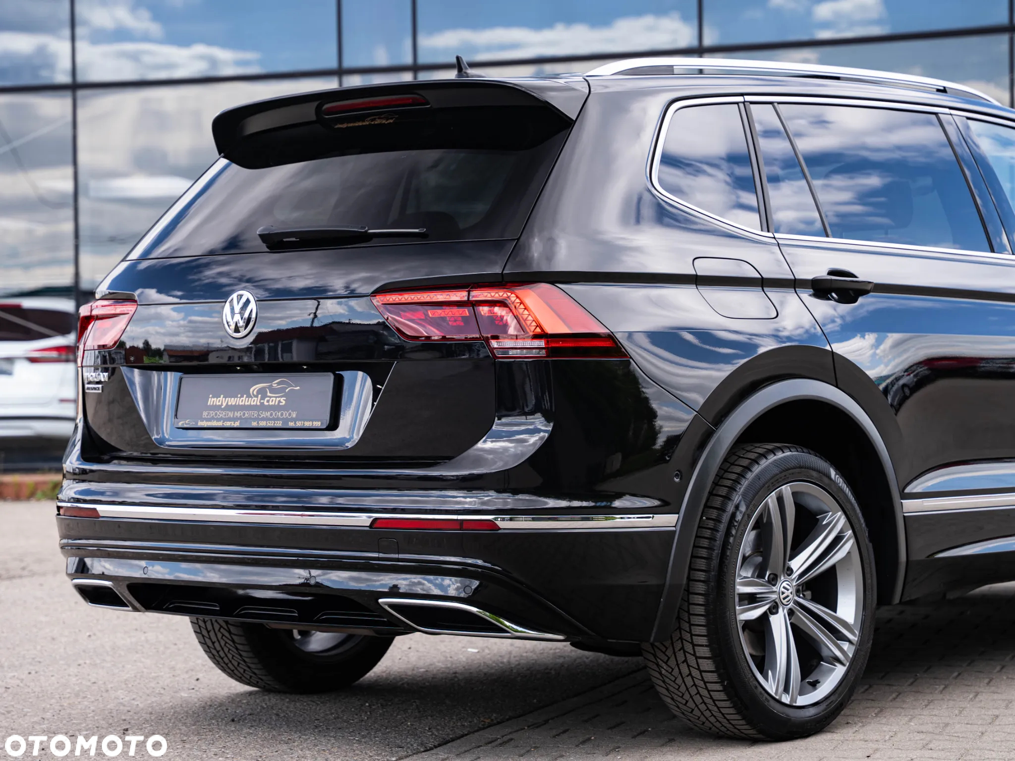 Volkswagen Tiguan Allspace 2.0 TDI R-Line DSG - 14