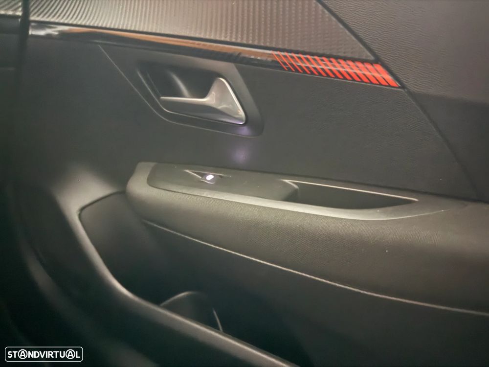 Peugeot e-208 50 kWh Allure - 21