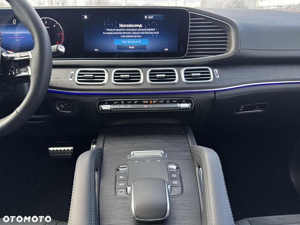 Mercedes-Benz GLE - 25