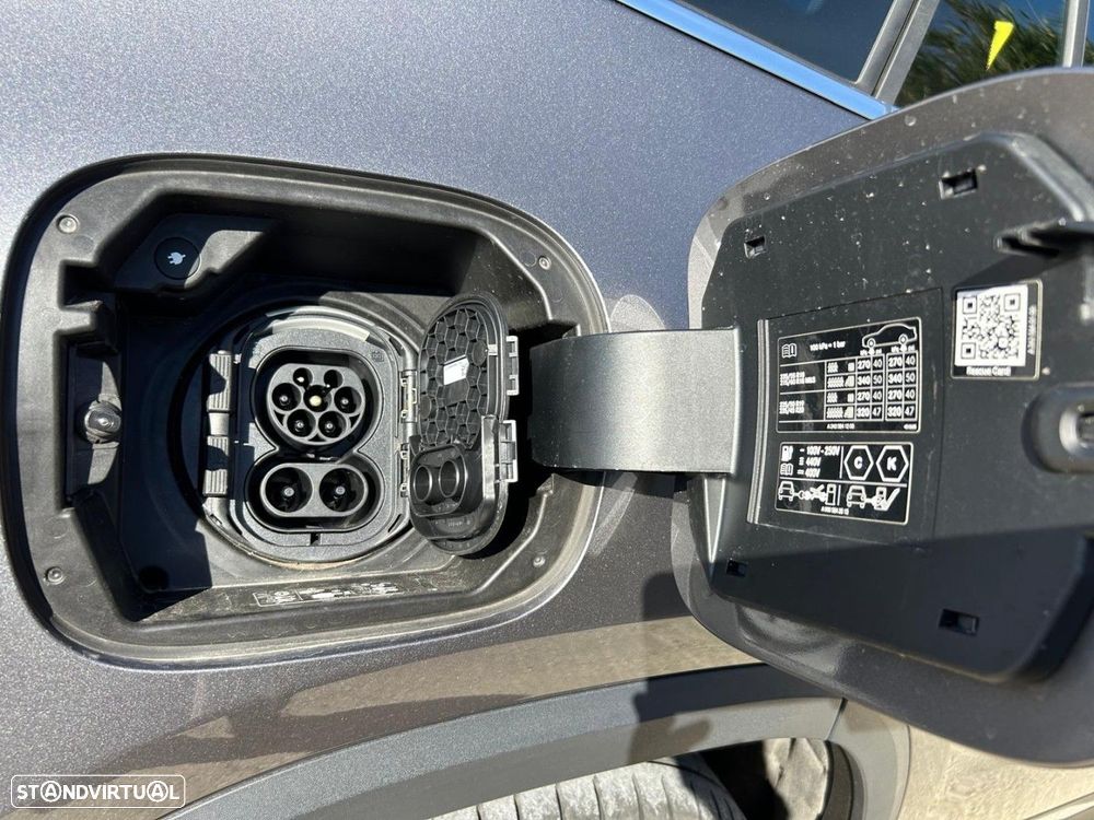 Mercedes-Benz EQA 250 AMG Line - 35