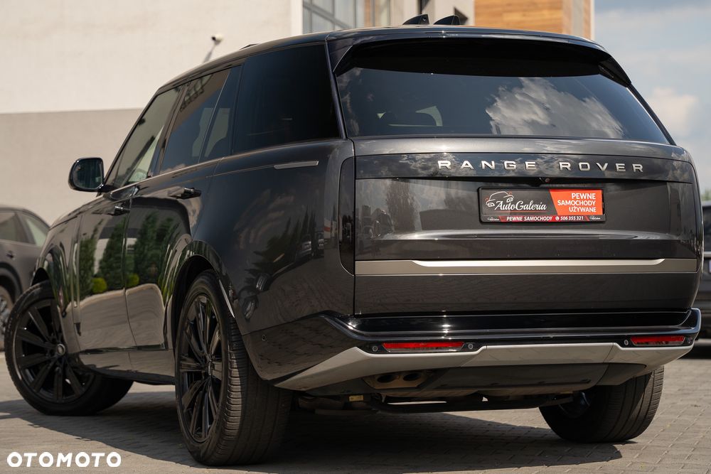 Land Rover Range Rover D300 HSE - 13