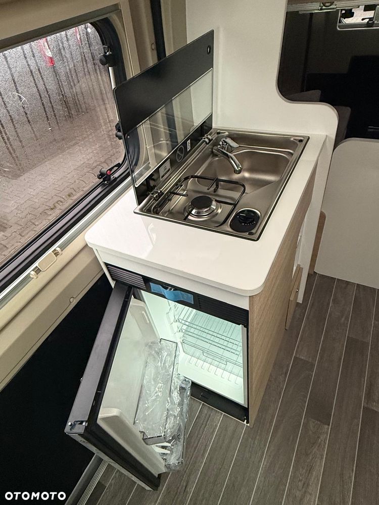 Eura Mobil Forster 541 Youngsrer L2H2 Dla 2 osób Nowy FV23% - 14