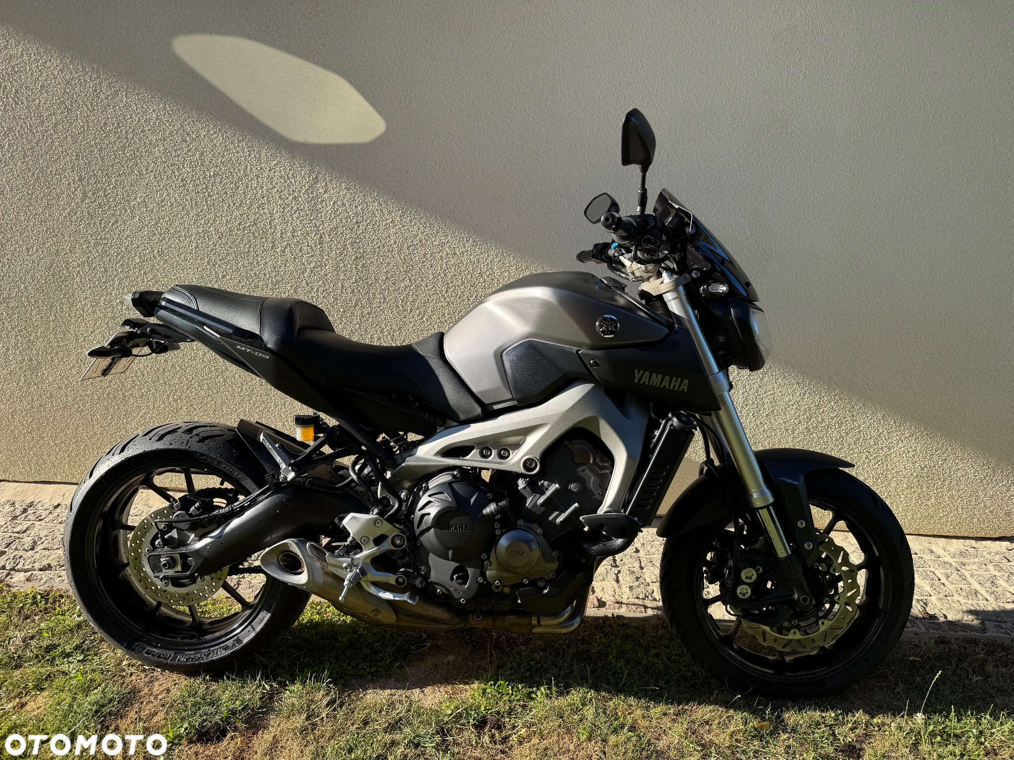 Yamaha MT - 2