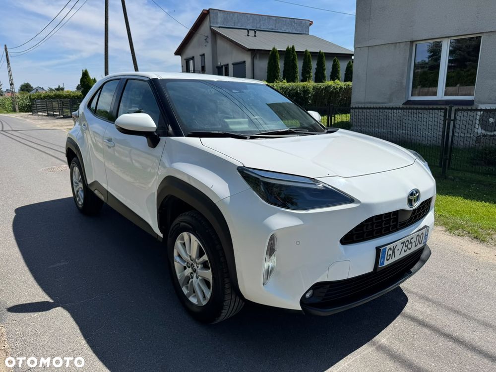 Toyota Yaris Cross Hybrid 1.5 Comfort 4x4 - 3