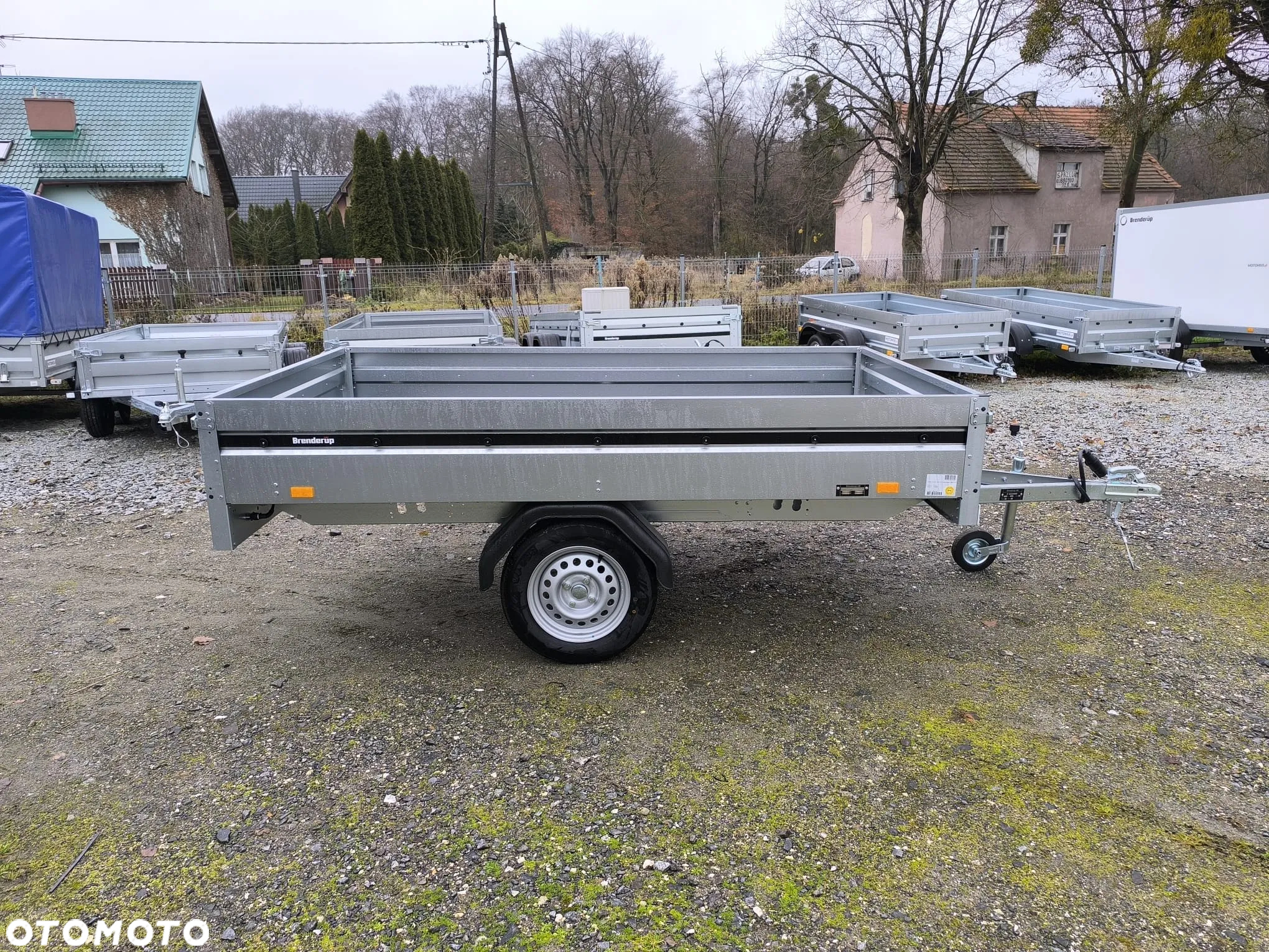 Brenderup Przyczepa Brenderup 3250S 250x142x35 cm 1 oś koła pod spodem HIT CENOWY! - 12