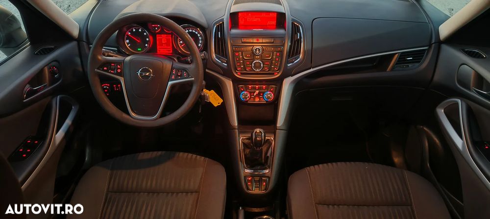 Opel Zafira Tourer 2.0 CDTI ecoFLEX Start/Stop Active - 9