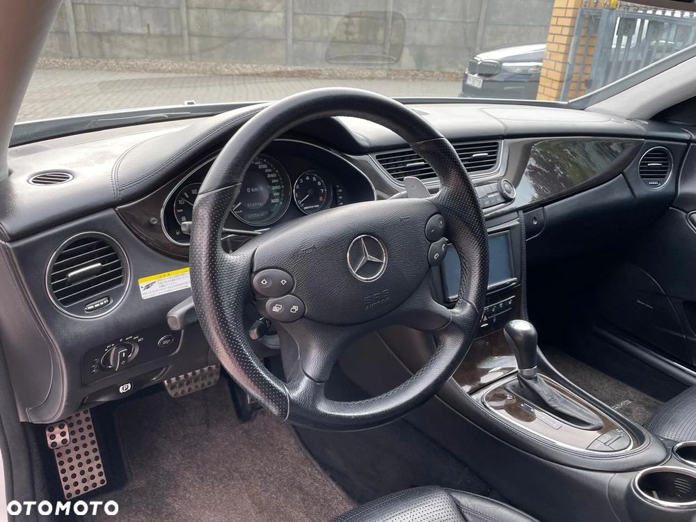 Mercedes-Benz CLS 63 AMG 7G-TRONIC - 8