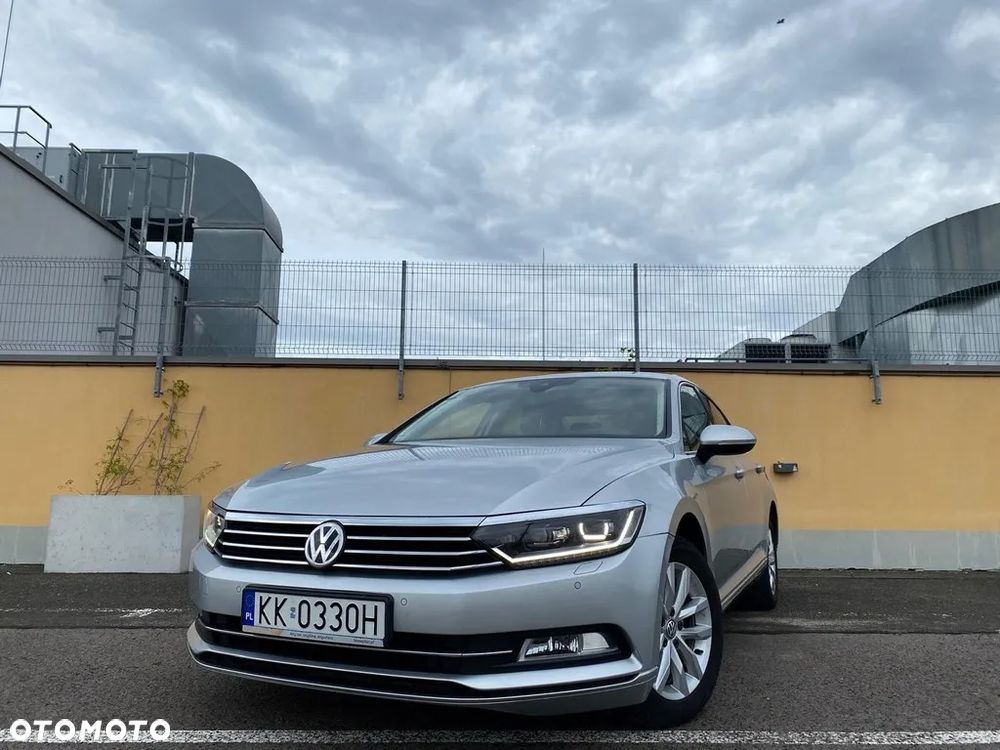 Volkswagen Passat 2.0 TDI BMT Comfortline DSG - 1