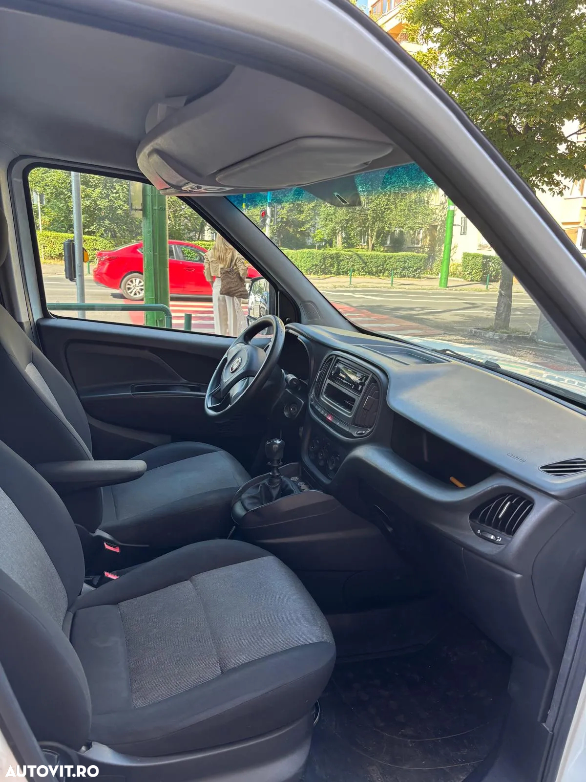 Fiat Doblo 1.6 Mjet Combi Maxi Confort - 8