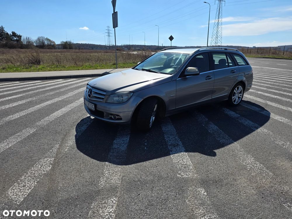 Mercedes-Benz Klasa C ver-220-cdi-avantgarde - 3