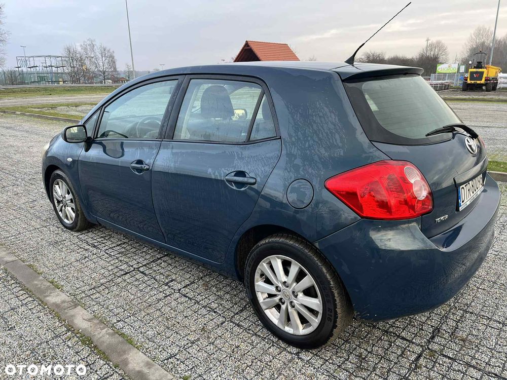 Toyota Auris - 7