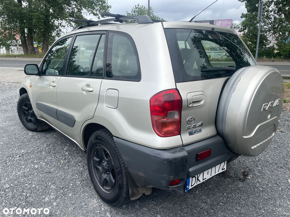 Toyota RAV4 D-4D 4x4 Edition - 16