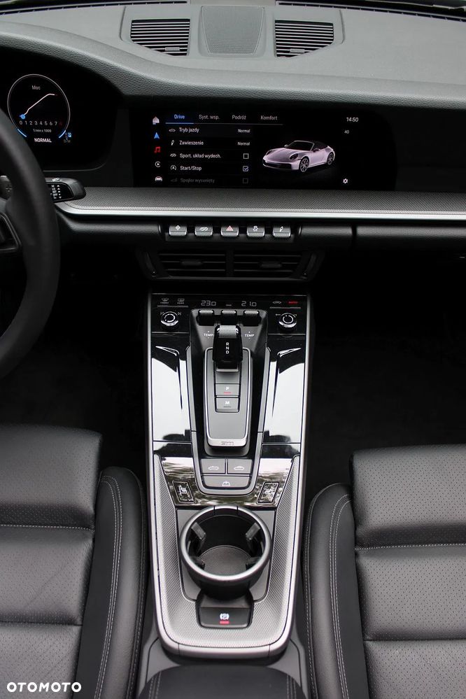Porsche 911 Carrera Cabrio - 28