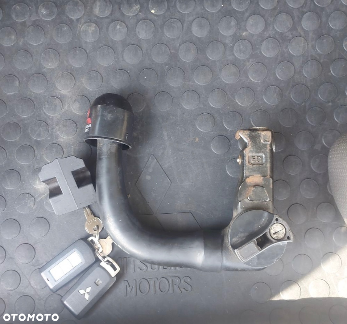Mitsubishi Outlander 2.2 DI-D 4WD Automatik Diamant Edition - 33