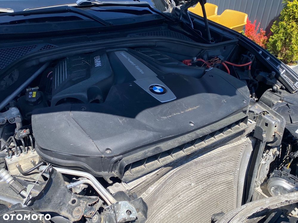 BMW X5 xDrive50i Sport-Aut - 6