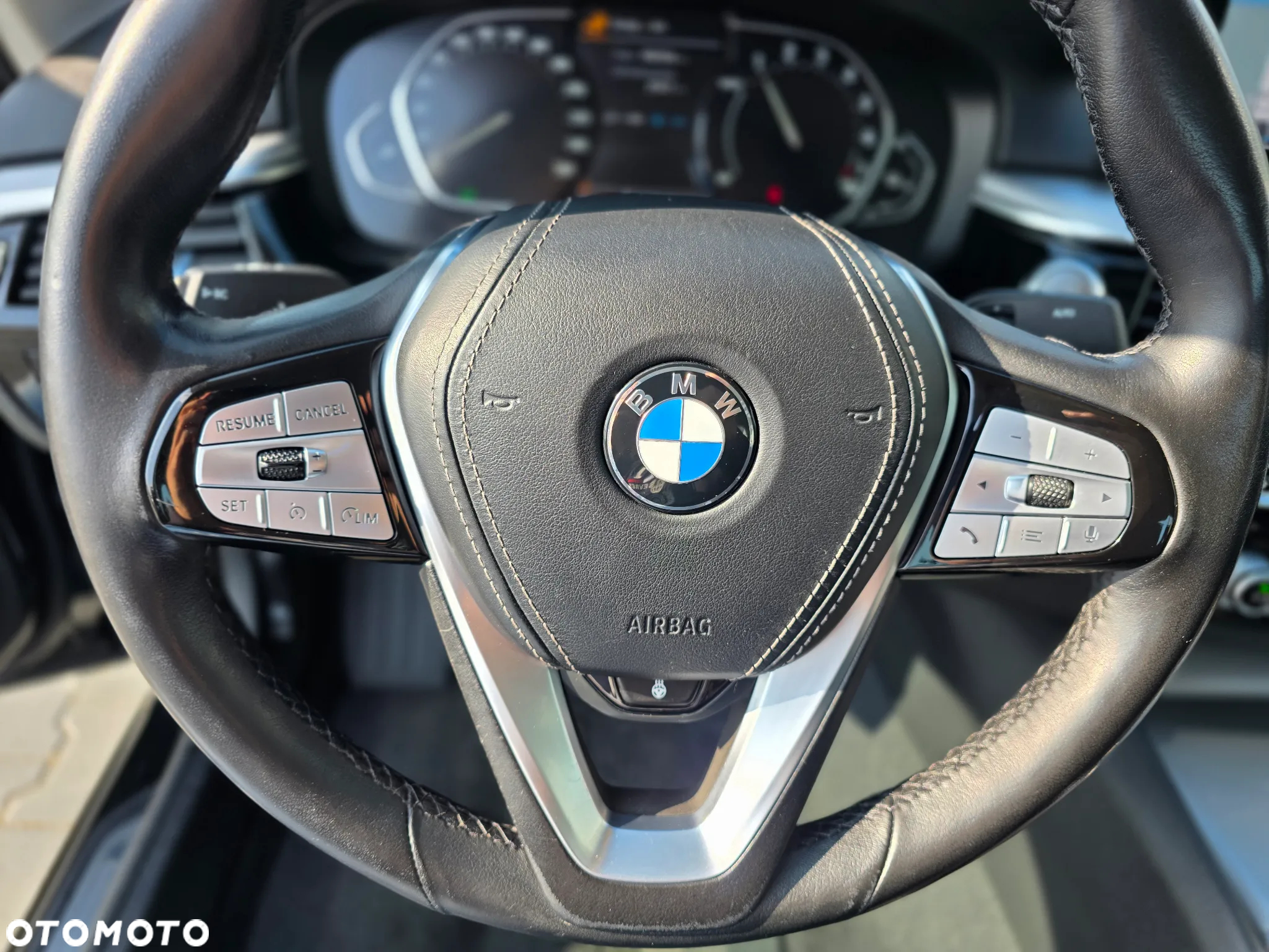 BMW Seria 5 530i xDrive mHEV Luxury Line sport - 14