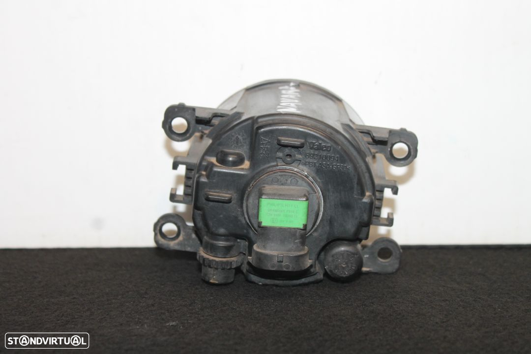 Farol Nevoeiro Nissan Navara - 3