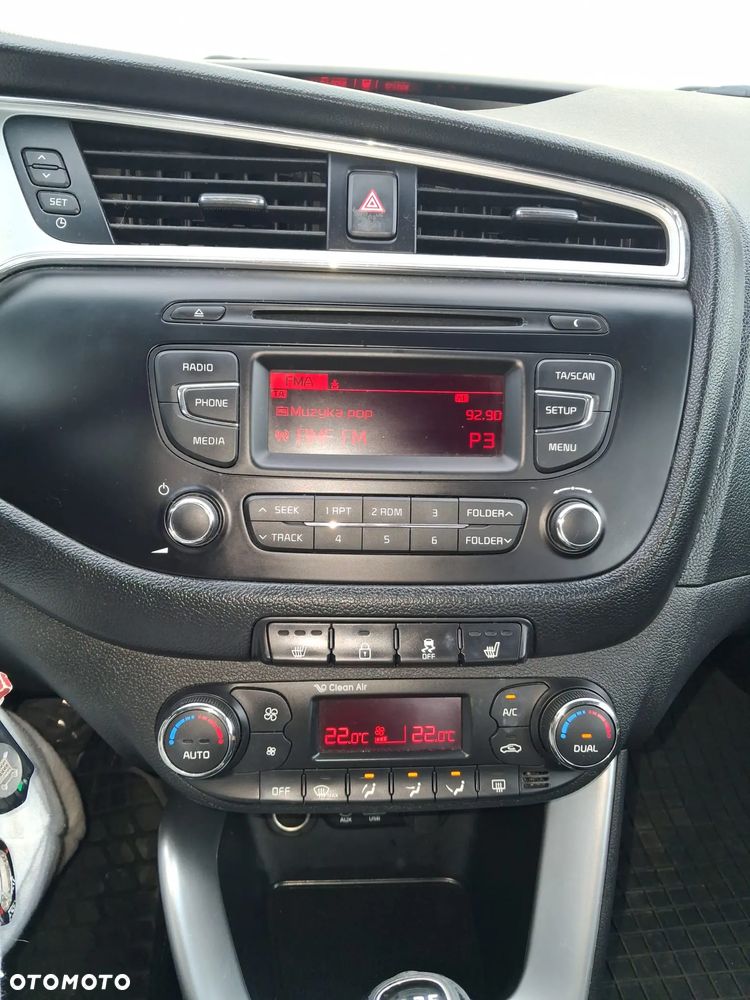 Kia Ceed 1.6 CRDi L - 13