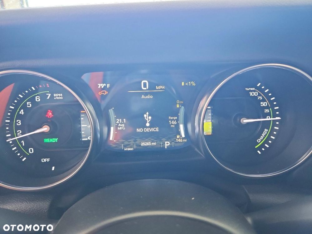 Jeep Wrangler Unlimited GME 2.0 Turbo Sahara - 12