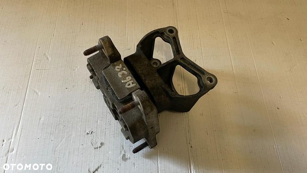 PODUSZKA SKRZYNI AUDI A6 C6 3.2 FSI 4F0399151BA