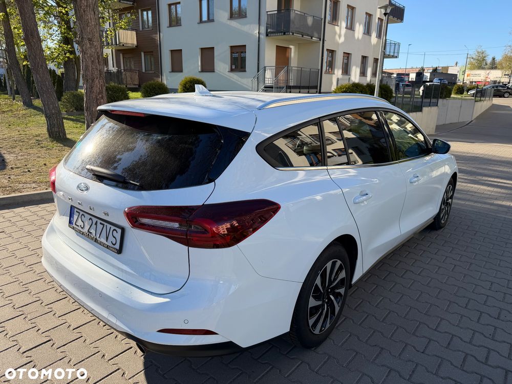 Ford Focus - 10