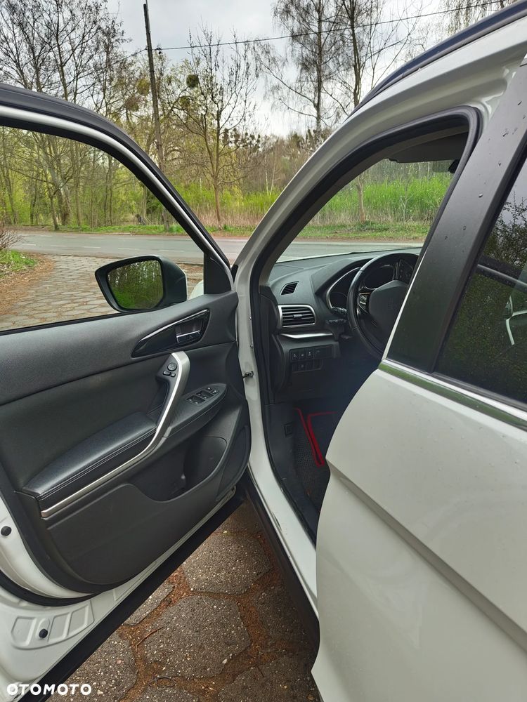 Mitsubishi Eclipse Cross 1.5 T GPF Intense Plus CVT - 10