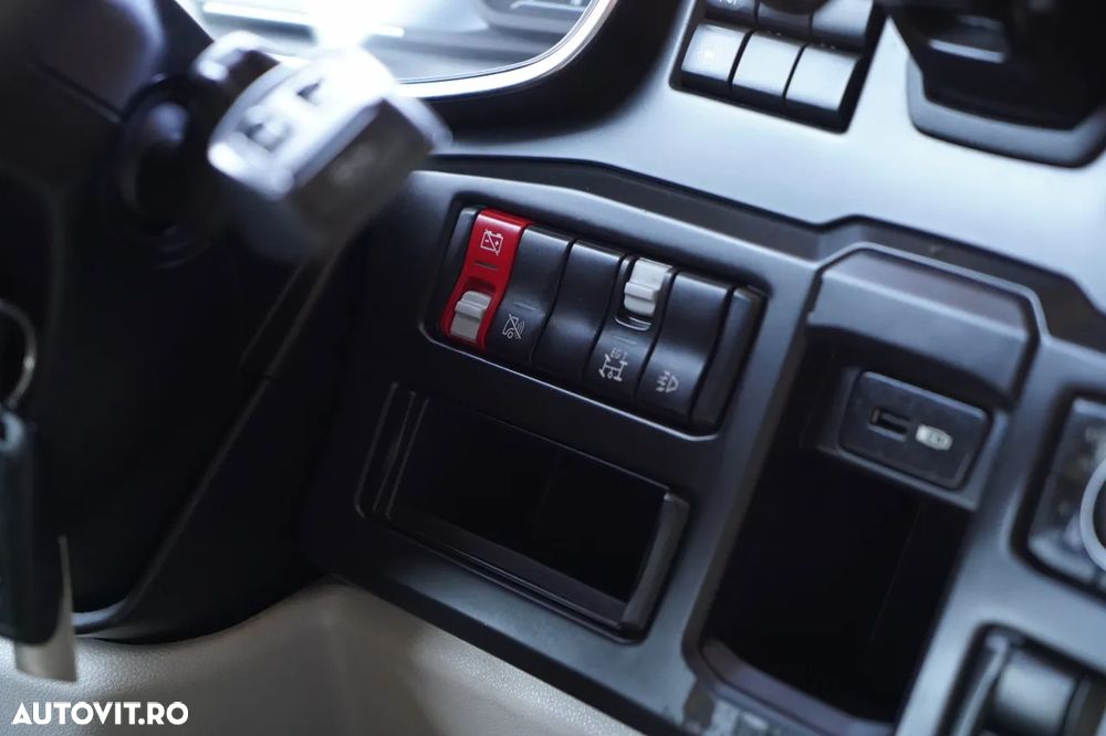 Scania S 520 / V8 / RETARDER / I-PARK COOL / COMPLET AIRMATIC / PIELE / ANVELOPE 100% - 33