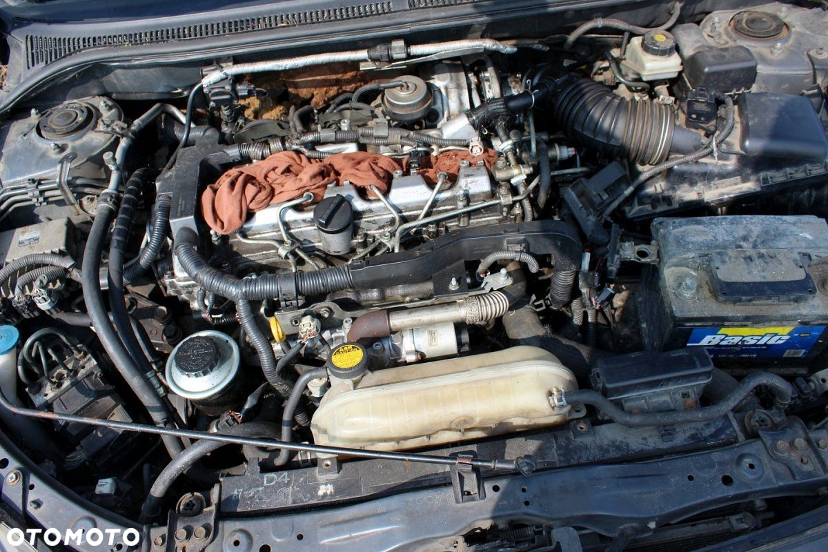 Toyota Avensis T25 2005 2.2D-CAT 2AD-FHV Kombi (MASKA, ZDERZAK, LAMPA, BŁOTNIK, DRZWI, SZYBA, FOTEL) - 7